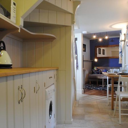 Courtyard Cottages Lymington, 2 Adults Only 外观 照片